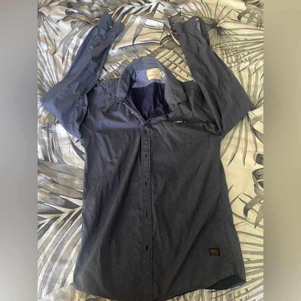 Scotch & Soda Casual Indigo Shirt with fun peekaboo pocket